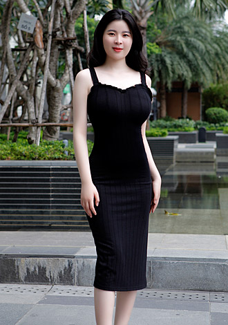 Gorgeous profiles only: Online young member Dang nhu quynh(Lisa)