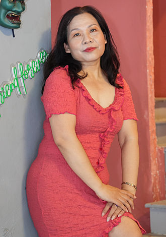 Gorgeous profiles pictures: Asian  member Thi Hai Yen