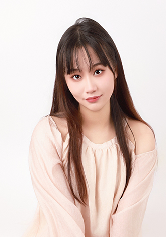 Meet beautiful Asian member: Jingyi from Beijing